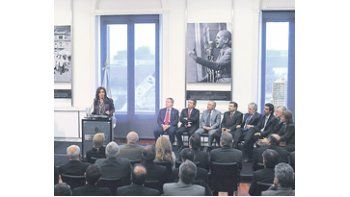 Este año, el Gobierno anunció el Programa de Desendeudamiento para todos los distritos y giró a los gobernadores fondos de ATN por más de $ 9 mil millones.