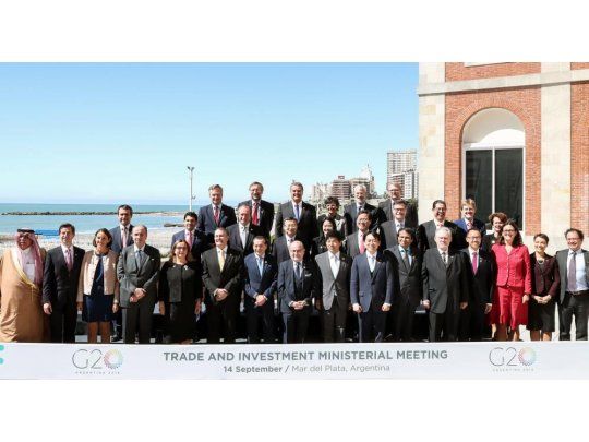 Foto de familia de la ministerial de Comercio e Inversiones que se llevó a cabo en Mar del Plata.