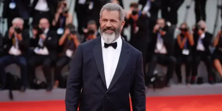 El famoso actor de Hollywood hizo una fortuna por seguir su instinto. El famoso actor de Hollywood hizo una fortuna por seguir su instinto.