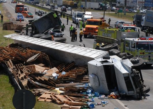 El accidente ocurrió en el kilómetro 37, mano a Capital Federal.
