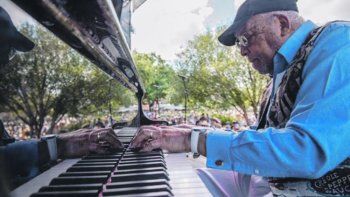 Ellis Marsalis. Gran pianista y patriarca de una dinastía de músicos.