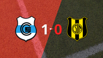 gimnasia (j) le gano 1-0 como local a dep. madryn