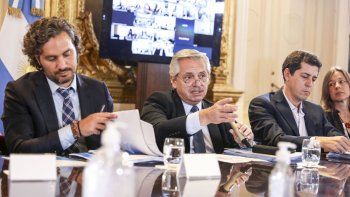 Alberto Fern&aacute;ndez se refiri&oacute; al coronavirus en Argentina y sostuvo que el Gobierno est&aacute; analizando la posibilidad de hacer un corte y tomar una serie de medidas para que cada uno se quede en su casa.