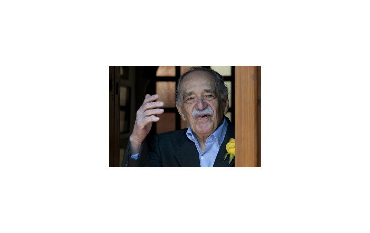 Gabriel García Márquez continúa internado en México.