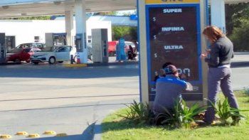 Vuelven a aumentar los combustibles.