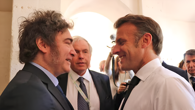 Javier Milei viaja a Francia invitado or Macron para la apertura de los JJOO de París.&nbsp;