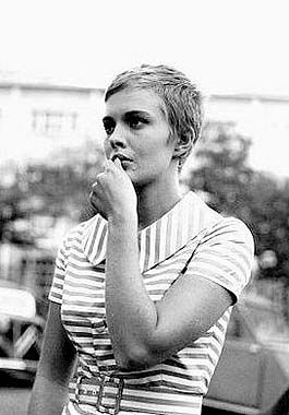 El hijo de Jean Seberg aseguró que el FBI la empujó al suicidio (foto 6)