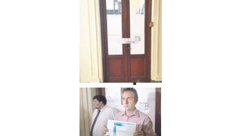 Irritado por la decisión administrativa, Andrés Larroque mostró cómo estaba anotado el despacho de la discordia para Máximo Kirchner, al ver que en el tercer piso del Palacio Legislativo la oficina apareció clausurada por orden de Emilio Monzó.