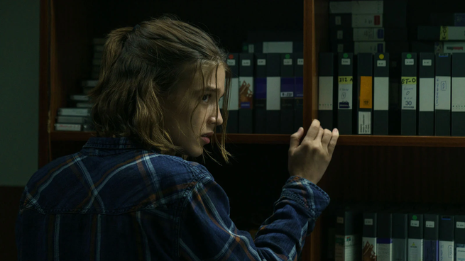Netflix: the horror and fantasy miniseries with two sisters as protagonists that has 8 chapters