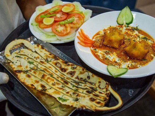 Covid Curry y Mask Naans, los nuevos platos de un restaurante en India para atraer clientes en tiempos de coronavirus.