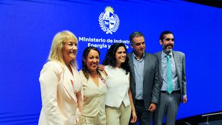 La ministra Fernanda Cardona asumió con el objetivo de lograr una industria fuerte y bien uruguaya.