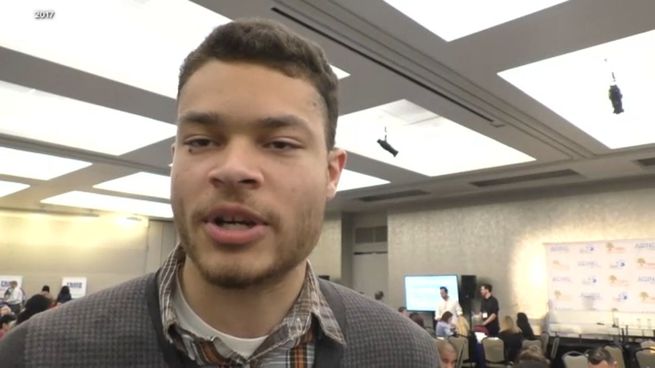 “Todo el mundo ya sabe que Trump es una maldita persona horrible en múltiples dimensiones, escribió Allen en una de sus redes sociales.