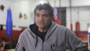 La leyenda del boxeo argentino y un gesto con los que menos tienen. La leyenda del boxeo argentino y un gesto con los que menos tienen.