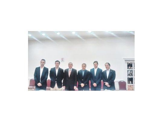 Diego Bekerman (Microsoft), Facundo Gómez Minujín (JPMorgan), Alejandro Díaz (AmCham), Manuel Aguirre (CH2M), Gastón Remi (Dow) y Christoff Poppe (United) presentaron la agenda bilateral Argentina-EE.UU.