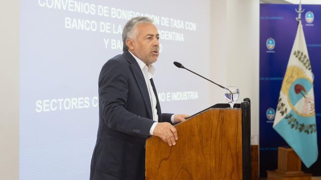 El gobernador de Mendoza, Alfredo Cornejo.