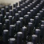 Algunas bodegas comenzaron a embotellar parte de sus vinos en destino, para reducir costos logísticos.