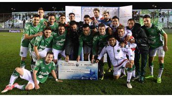 Sarmiento eliminó a Sacachispas en un atractivo duelo