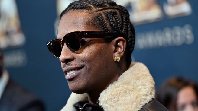 Con discos exitosos, colaboraciones internacionales y contratos de moda, A$AP Rocky construyó una fortuna que lo ubica entre los artistas más influyentes alrededor del mundo.