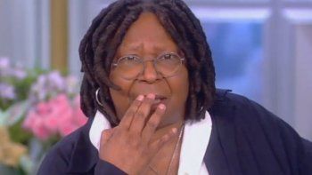 whoopi goldberg pide disculpas luego de afirmar que el holocausto no fue por una cuestion racial