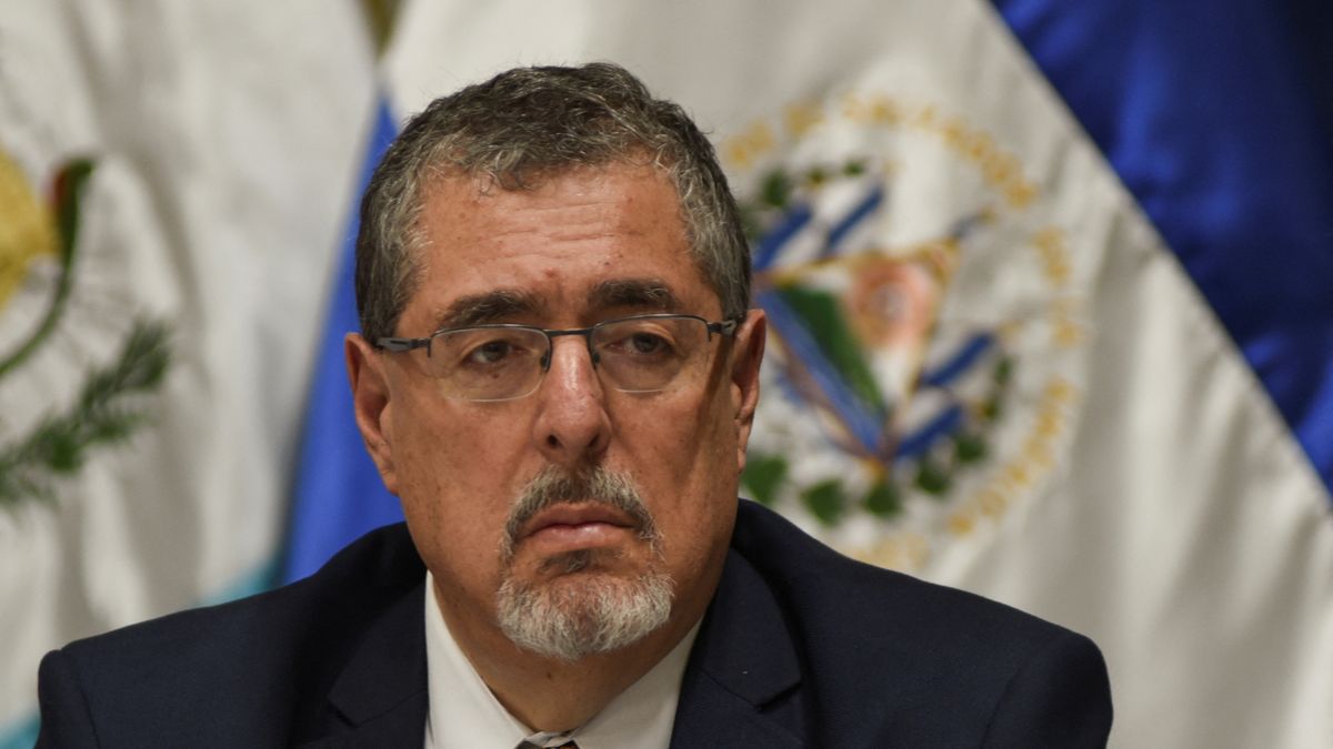 The presidential inauguration of Bernardo Arévalo in Guatemala is delayed