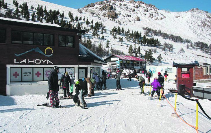 ámbito.com | PAG20-LA HOYA.jpg