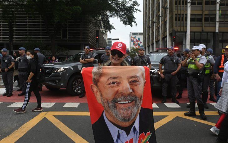 Lula Da Silva será presidente de Brasil.