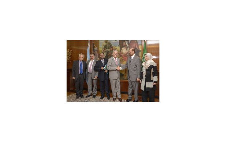 El ministro de Planificación, Julio De Vido, se reunió con una a delegación del Consejo Consultivo del Reino de Arabia Saudí (SHURA), para profundizar la cooperación nuclear.