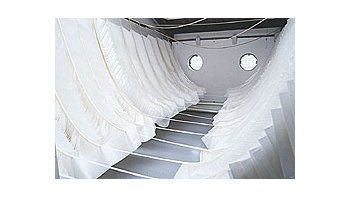 ámbito.com | Instalación deSofía GarcíaVieyra, una delas numerosasobrasdestacables,que adiferencia deotrasediciones,exhibe EstudioAbierto en elimponenteedificio delCorreoCentral.