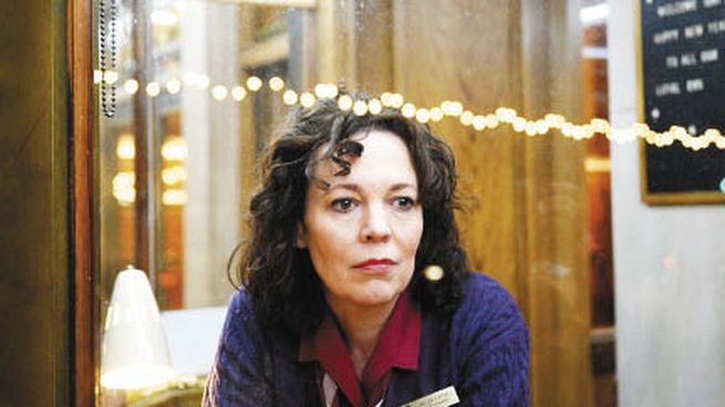 imperio de luz. Olivia Colman en el bello film de Sam Mendes.