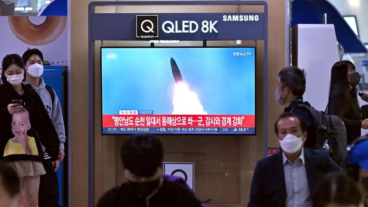 North Korea launched a missile and Japan called on the inhabitants of an island to seek refuge