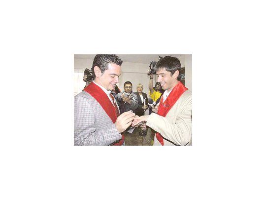 La pareja obtuvo la aprobación del Gobierno de Tierra del Fuego para unirse legalmente en matrimonio.