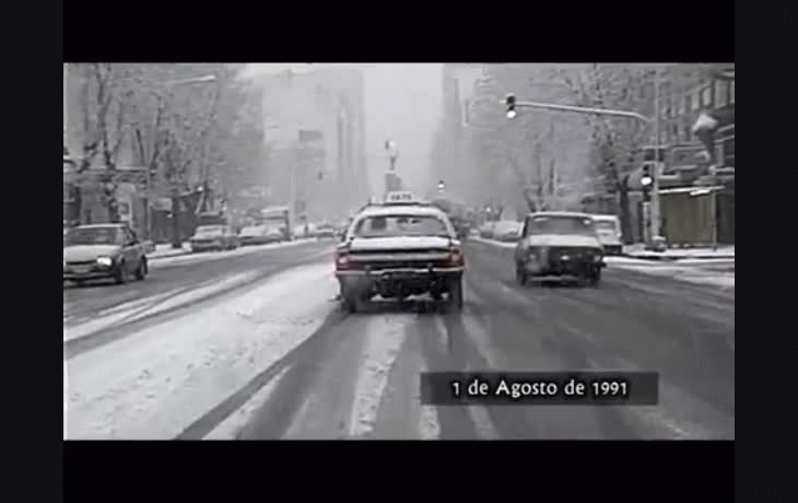 La última nevada registrada en esta ciudad había sido el 1 de agosto de 1993. Allí se pudo ver al famoso lobo marino y la rambla completamente repleta de nieve.