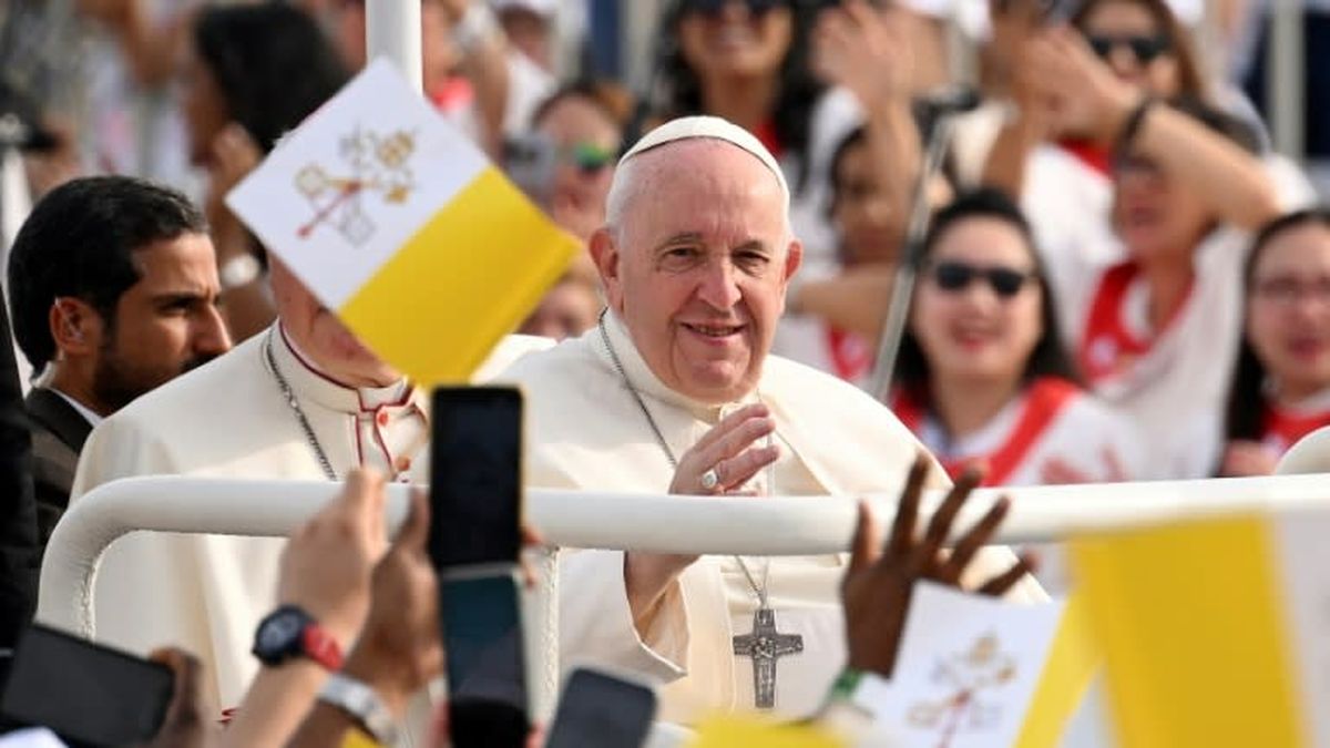 Pope Francis confirmed that he will travel to Hungary in April