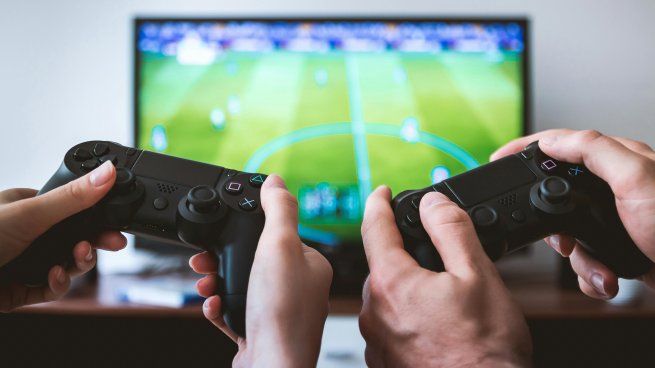 La saga FIFA, ahora rebautizada EA Sports FC, seguirá como uno de los títulos insignia tras el histórico acuerdo