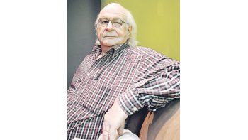 Manuel Iedvabni: «La obra me recordó una frase de Estanislao López a Rosas: ‘Vea mi general, en este país cuando hay con qué no hay en qué, y cuando hay en qué no hay con qué’».