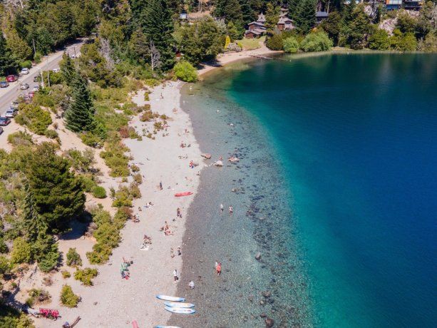 Bariloche es la alternativa más elegida por el turismo a la hora de visitar el sur del país. Bariloche es la alternativa más elegida por el turismo a la hora de visitar el sur del país.