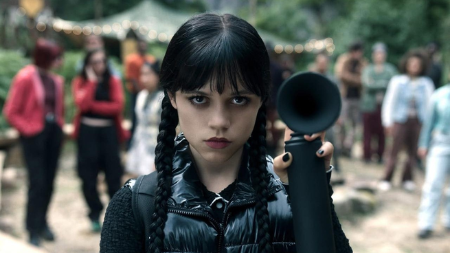 Jenna Ortega protagoniza la exitosa serie de Tim Burton, disponible en Netflix.
