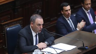 Adorni recibió un espaldarazo total por parte del gabinete libertario. Adorni recibió un espaldarazo total por parte del gabinete libertario.