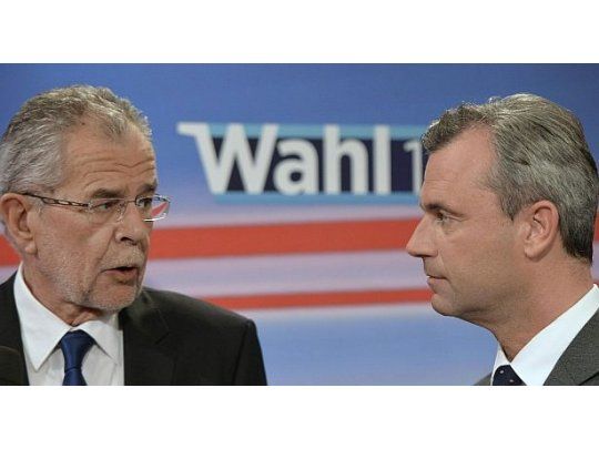Van der Bellen (izq.) había derrotado a Hofert por 30.000 votos de diferencia.