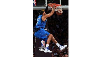 Dallas sorprendió a Los Lakers.