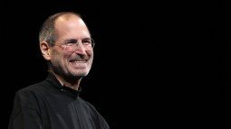 The check signed by Steve Jobs that caused a sensation among collectors. The check signed by Steve Jobs that caused a sensation among collectors.