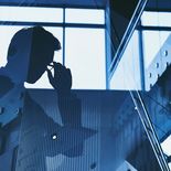 El estudio académico identifica una estructura económica donde los grupos globales ejercen un peso determinante en la inversión y en las reglas del mercado. El estudio académico identifica una estructura económica donde los grupos globales ejercen un peso determinante en la inversión y en las reglas del mercado.