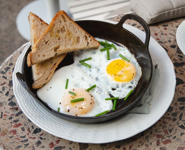 Dirección: Av del Libertador 6327, Belgrano. Dirección: Av del Libertador 6327, Belgrano.