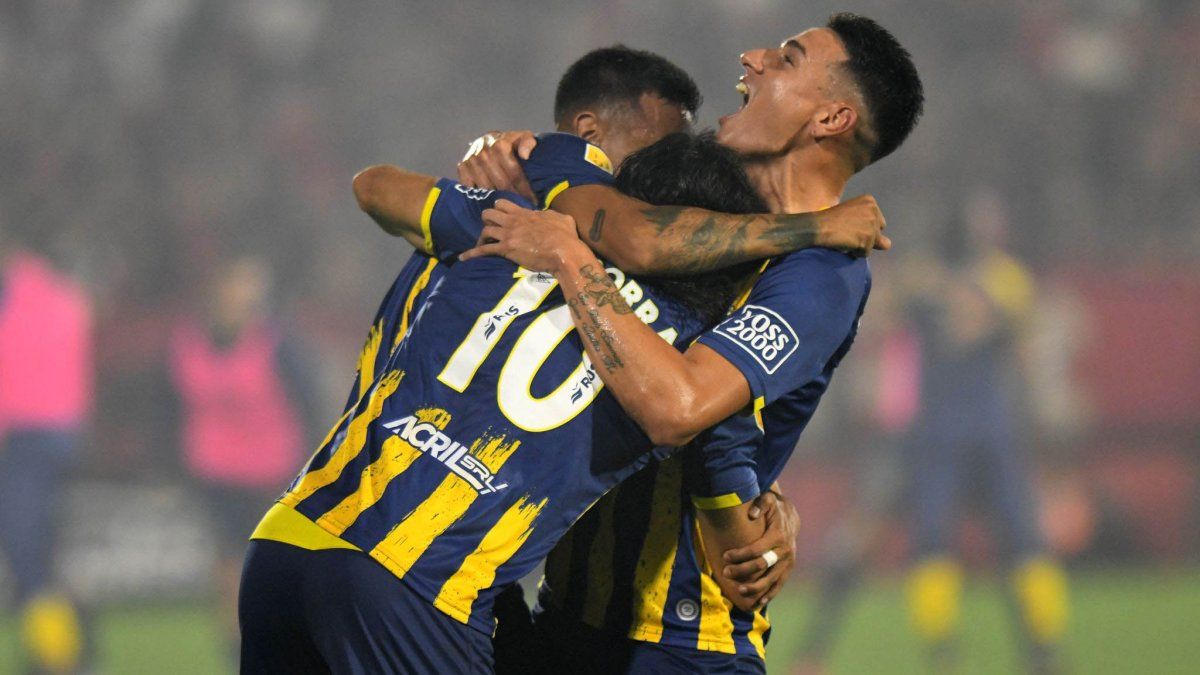 Rosario Central debuts in the Copa Libertadores against Peñarol: schedule, TV and formations