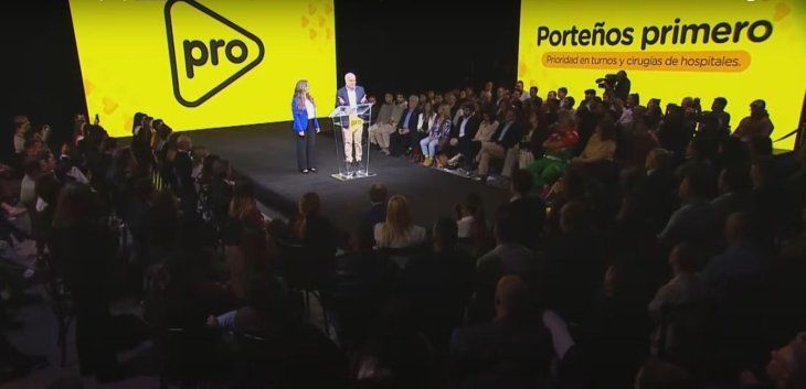 Los funcionarios del PRO oficializaron sus propuestas de campaña. 