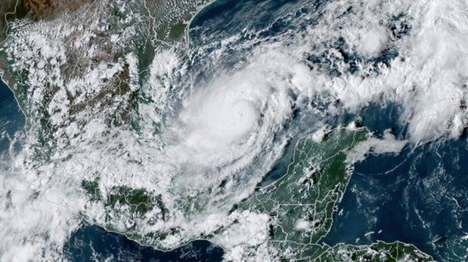 Impactantes imágenes capturaron al huracán Milton acercándose a la Tierra.