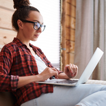 Las opciones abarcan desde un año y medio de cursada hasta cinco años con materias prácticas y la contemplación de de problemáticas actuales en los distintos rubros. Las opciones abarcan desde un año y medio de cursada hasta cinco años con materias prácticas y la contemplación de de problemáticas actuales en los distintos rubros.