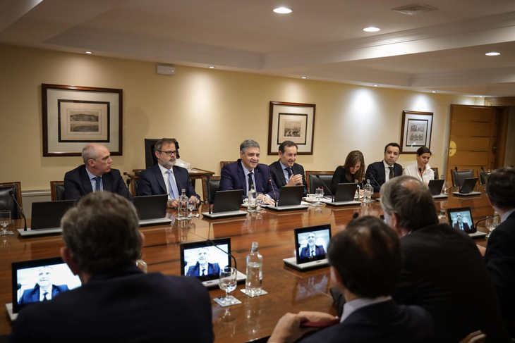 Jorge Macri with Spanish businessmen.
