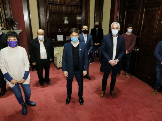 Agenda. Kicillof avanzó ayer en La Plata en el trabajo conjunto con intendentes del sur del Conurbano.