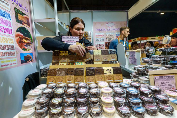 La feria también funcionará como una radiografía de las tendencias que actualmente atraviesan al sector: la sofisticación del alfajor argentino. La feria también funcionará como una radiografía de las tendencias que actualmente atraviesan al sector: la sofisticación del alfajor argentino.